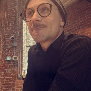 Meet your Posher, Mikey